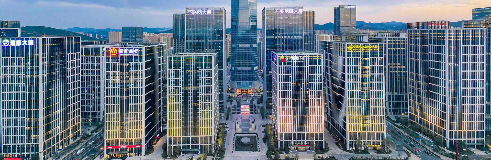 日本中文字幕在线观看_日产久久视频轮播图